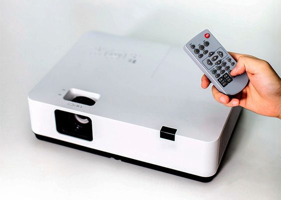 품질 교육부를 위한 SMX 3700 루멘 프로젝터 XGA 3LCD 프로젝터 1024x768 공장